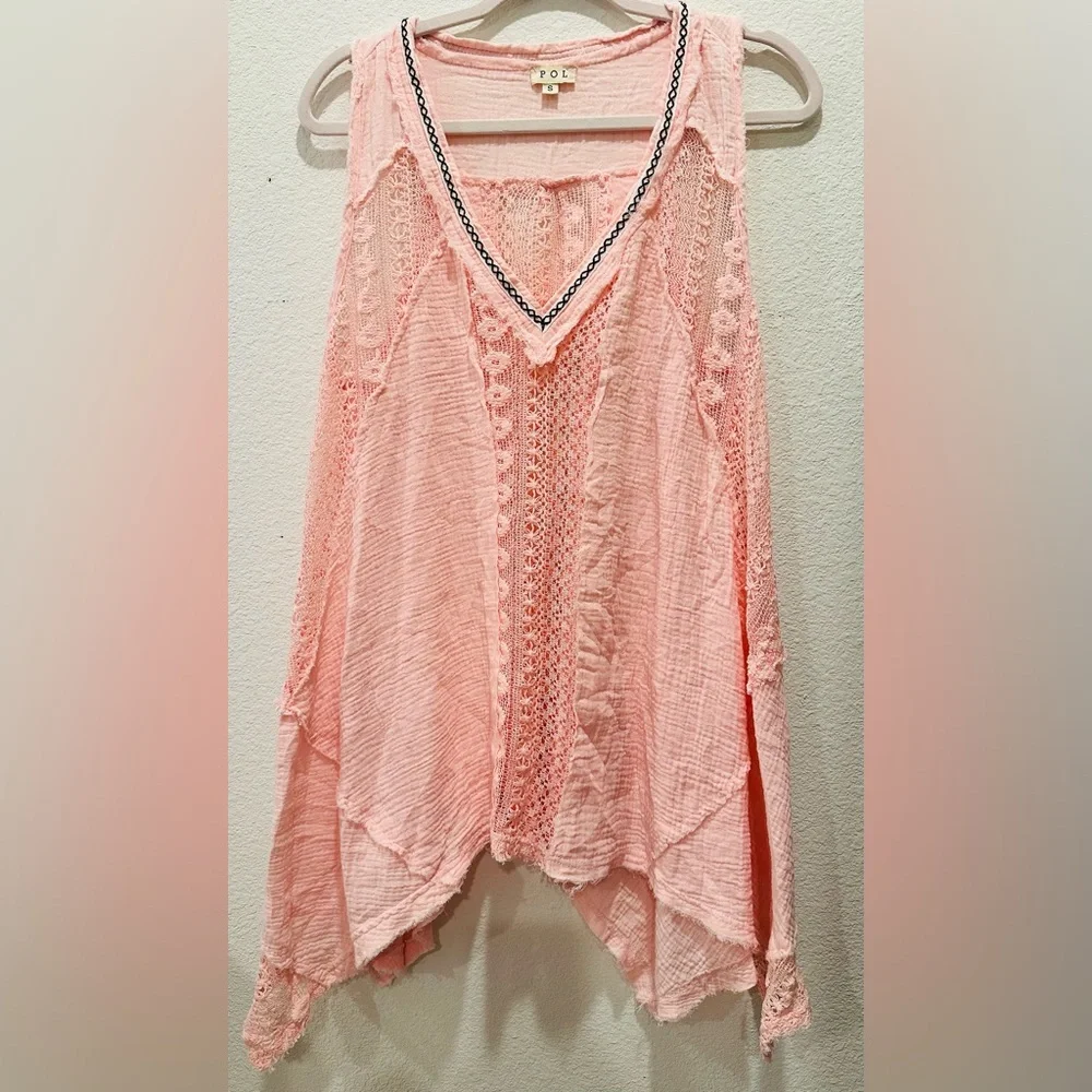 POL Soft Pink Double Gauze and Lace Tunic - Picture 3 of 8